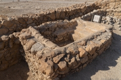 05-Qumran-Mikveh